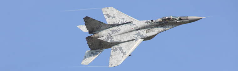 MiG-29 slovaque en livrÃ©e pixellisÃ©e grise